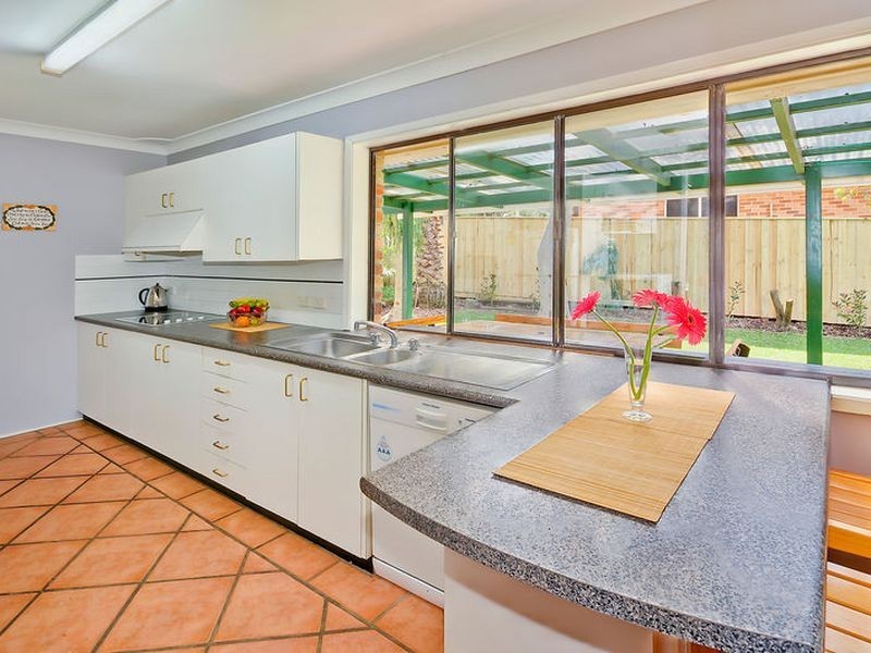 1 Russell Crescent, Westleigh NSW 2120