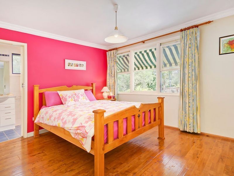 1 Russell Crescent, Westleigh NSW 2120