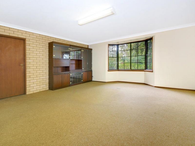 2 Howes Close, Westleigh NSW 2120