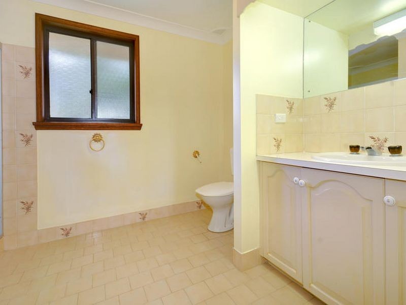 2 Howes Close, Westleigh NSW 2120