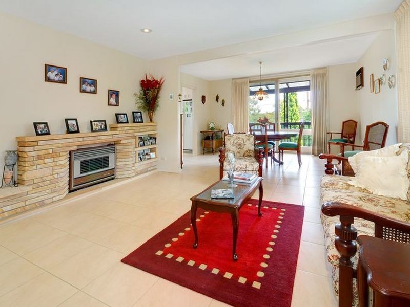 11 Carbeen Road, Westleigh NSW 2120