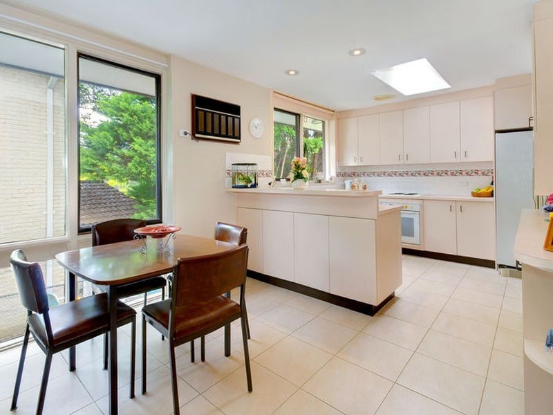 11 Carbeen Road, Westleigh NSW 2120