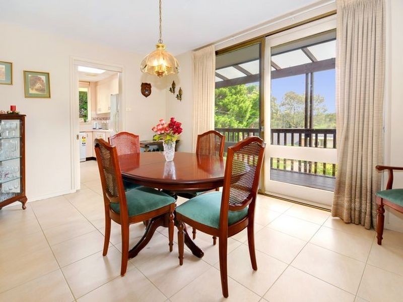 11 Carbeen Road, Westleigh NSW 2120