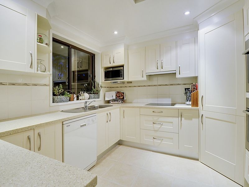 4 Howes Close, Westleigh NSW 2120