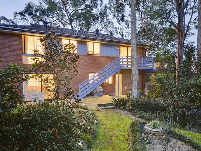 4 Howes Close, Westleigh NSW 2120