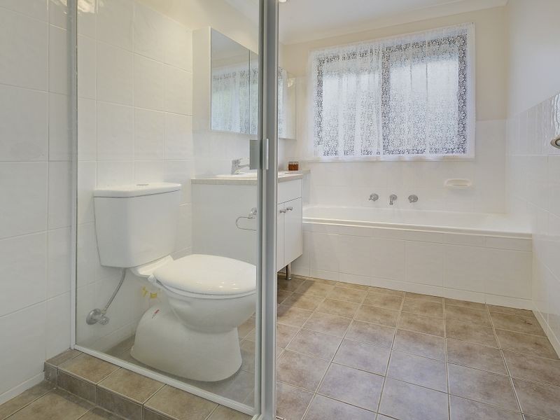 4 Howes Close, Westleigh NSW 2120