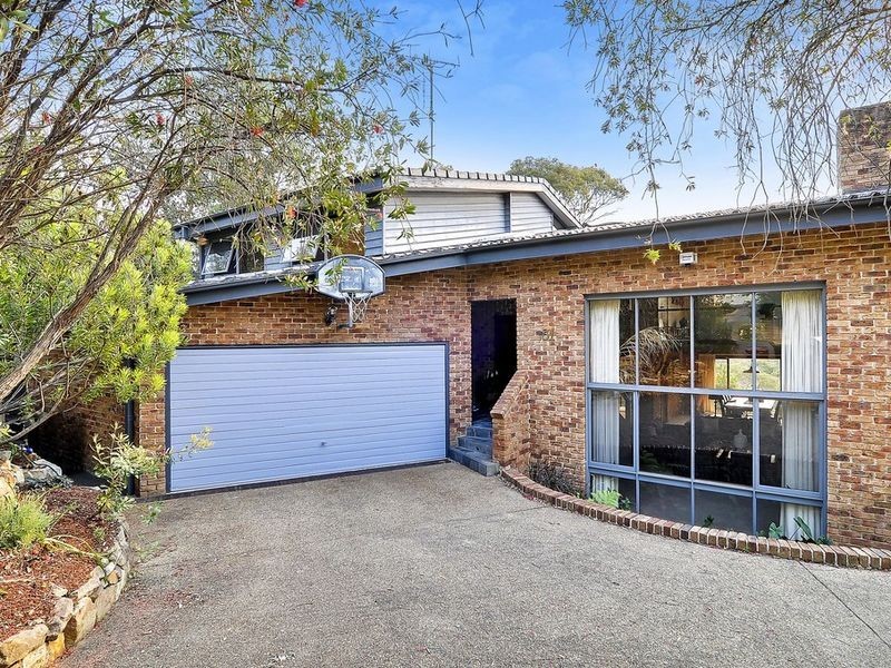 31 Silver Crescent, Westleigh NSW 2120