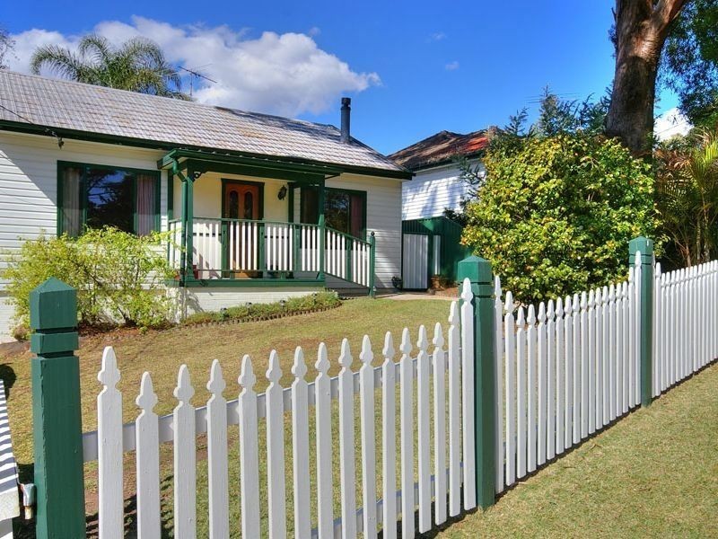 4 Adamson Avenue, Thornleigh NSW 2120