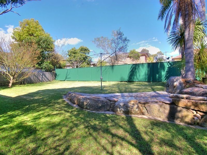 4 Adamson Avenue, Thornleigh NSW 2120