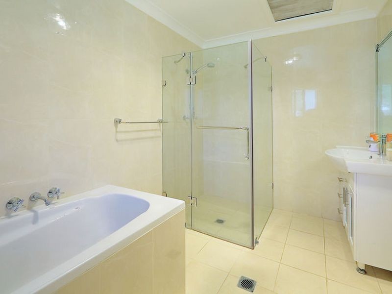 1G Swan Place, Pennant Hills NSW 2120