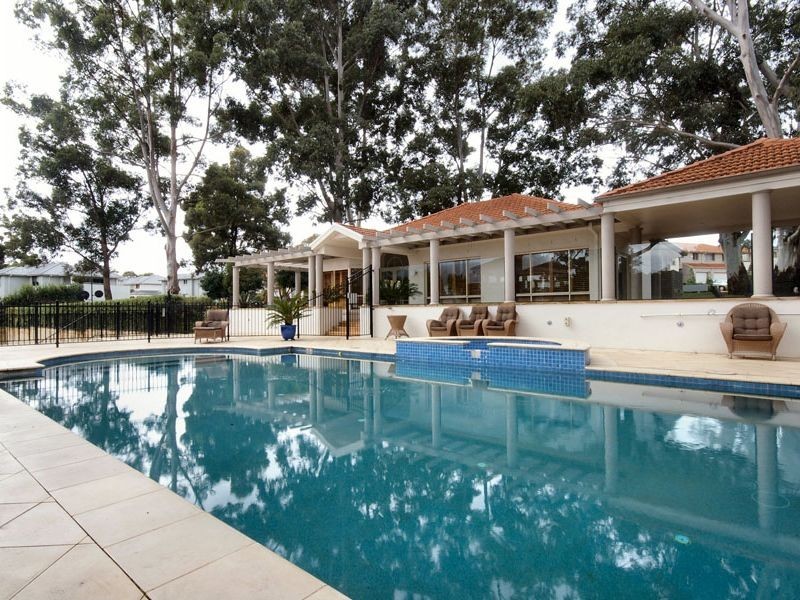 6 Paperbark Way, Westleigh NSW 2120