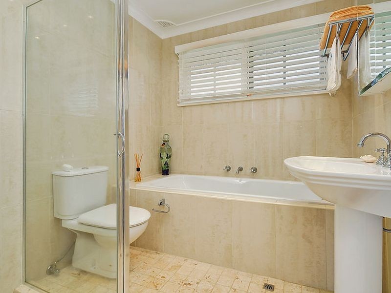 2 Stringybark Close, Westleigh NSW 2120