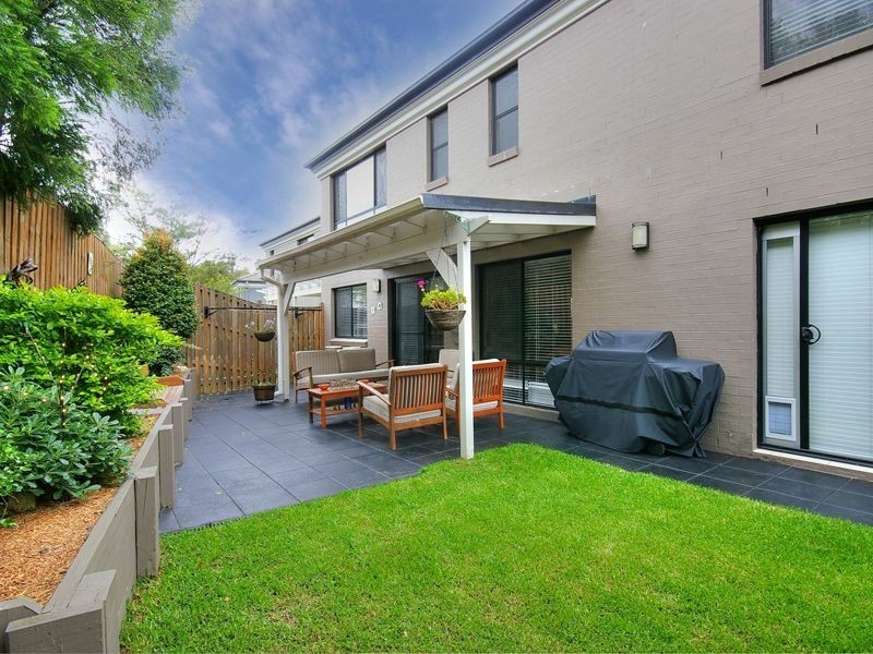 17 Silver Ash Way, Thornleigh NSW 2120