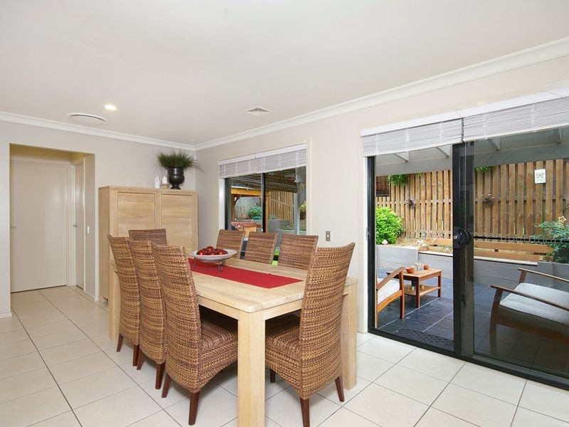 17 Silver Ash Way, Thornleigh NSW 2120