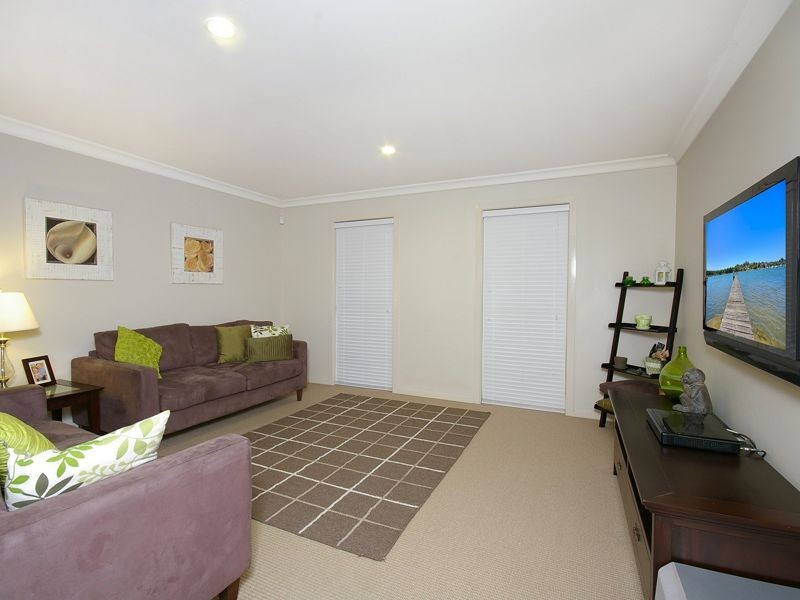 17 Silver Ash Way, Thornleigh NSW 2120