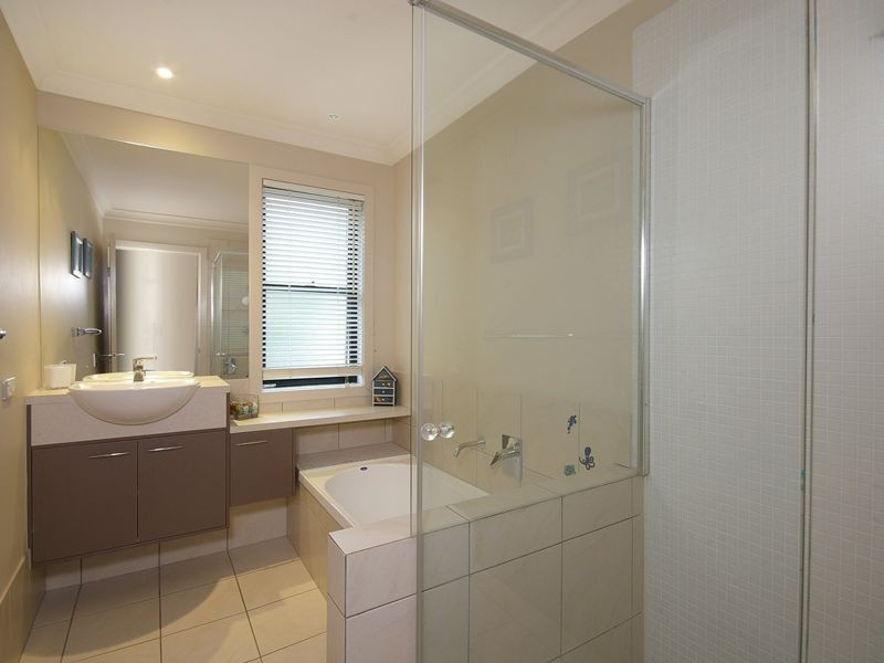 17 Silver Ash Way, Thornleigh NSW 2120