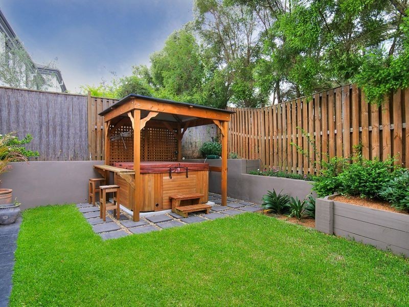 17 Silver Ash Way, Thornleigh NSW 2120