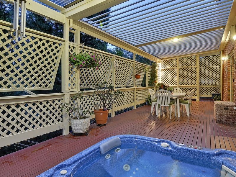 9 Powell Retreat, Westleigh NSW 2120