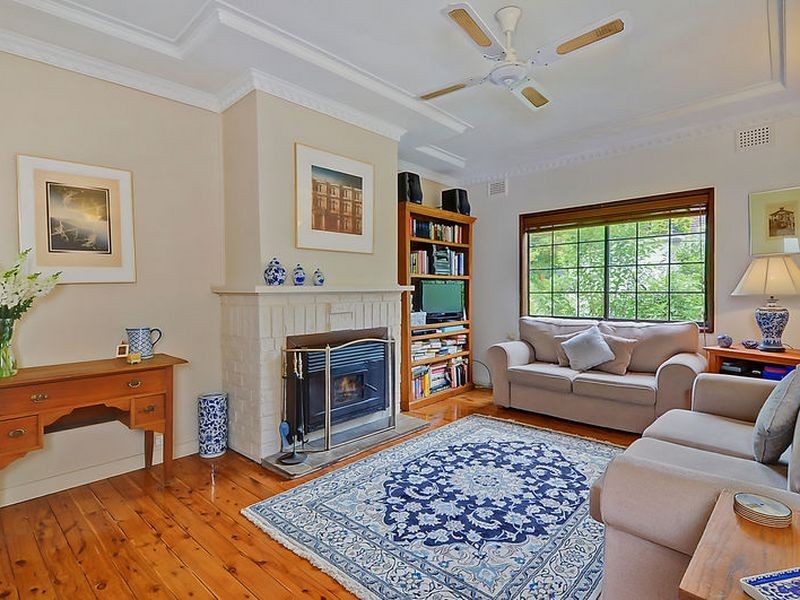 9A Russell Avenue, Wahroonga NSW 2076