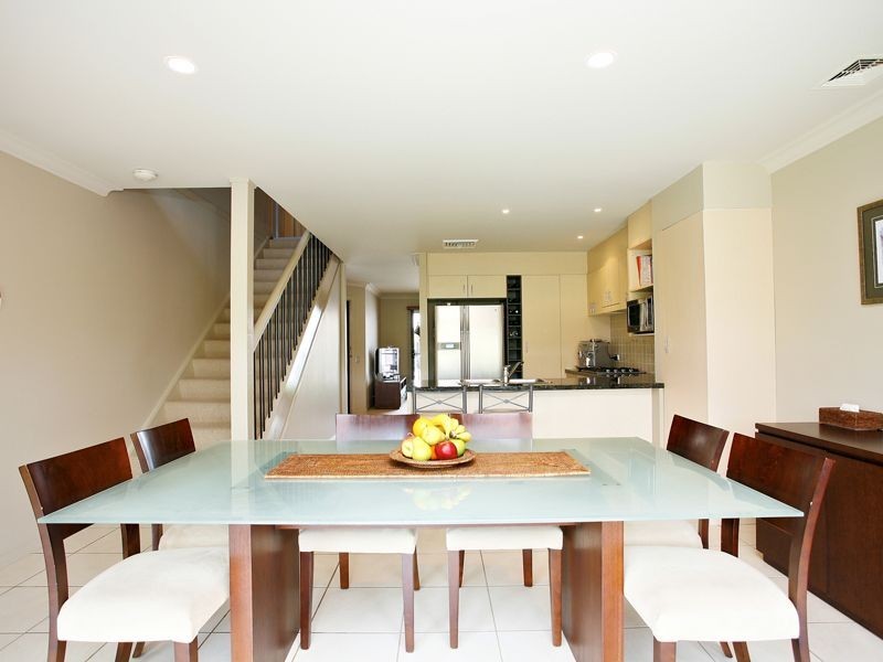 3 Poinsettia Way, Thornleigh NSW 2120