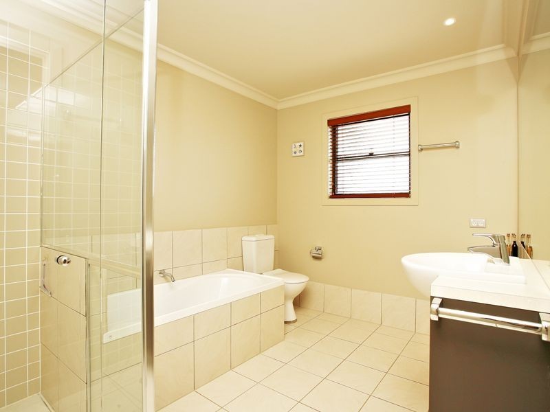 3 Poinsettia Way, Thornleigh NSW 2120