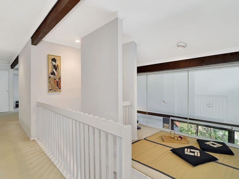 6 Crestwood Avenue, Thornleigh NSW 2120