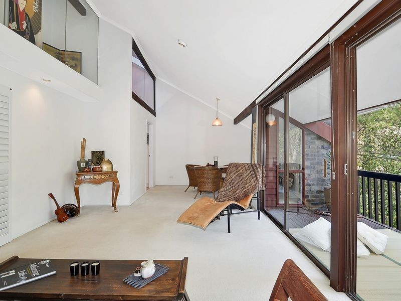 6 Crestwood Avenue, Thornleigh NSW 2120