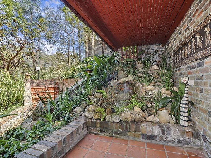 6 Crestwood Avenue, Thornleigh NSW 2120