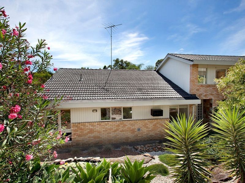 10 Carbeen Road, Westleigh NSW 2120