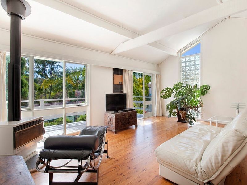 10 Carbeen Road, Westleigh NSW 2120