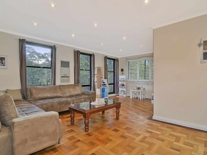 49 Wareemba Avenue, Thornleigh NSW 2120