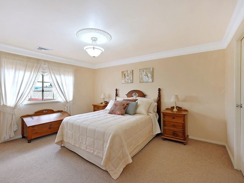 6 Barwood Close, Westleigh NSW 2120