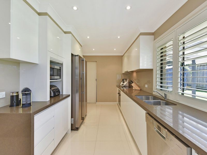 1 Russell Crescent, Westleigh NSW 2120