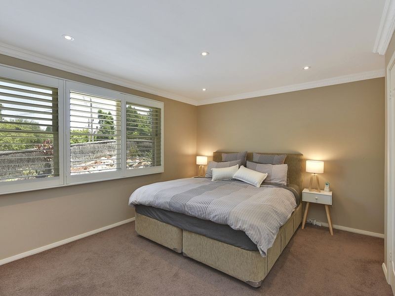 1 Russell Crescent, Westleigh NSW 2120