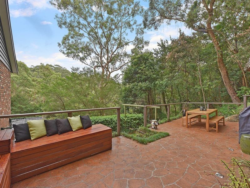 18 Crestwood Avenue, Thornleigh NSW 2120
