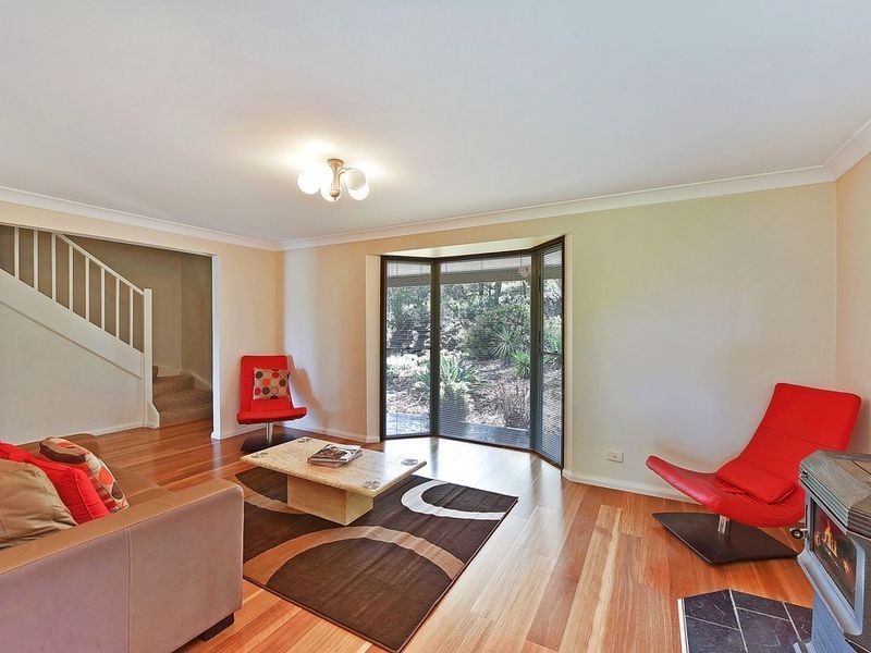 36 Silver Crescent, Westleigh NSW 2120