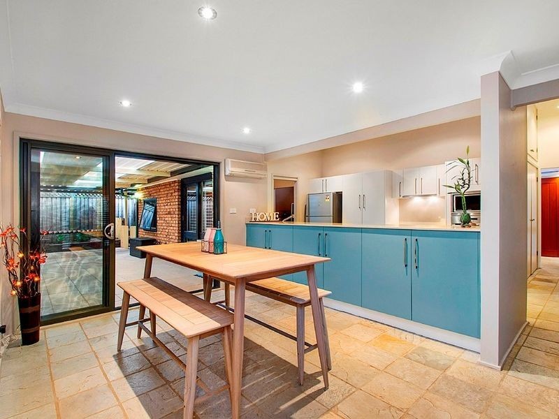 5 Western Crescent, Westleigh NSW 2120