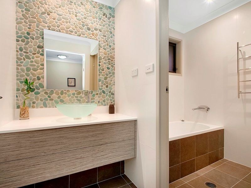 5 Western Crescent, Westleigh NSW 2120