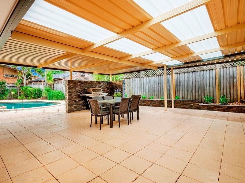 5 Western Crescent, Westleigh NSW 2120