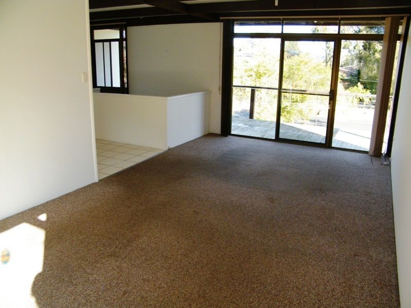 1 Karuah Avenue, Kincumber NSW 2251