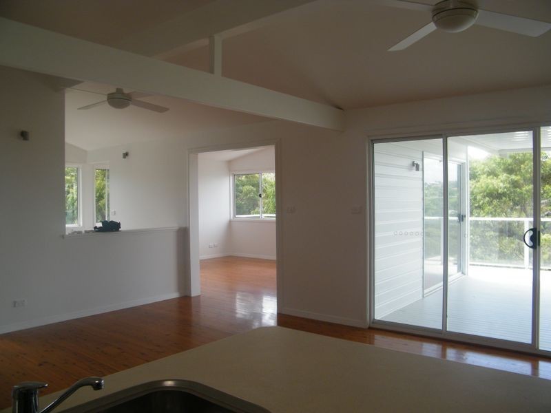 141 Del Mar Drive, Copacabana NSW 2251
