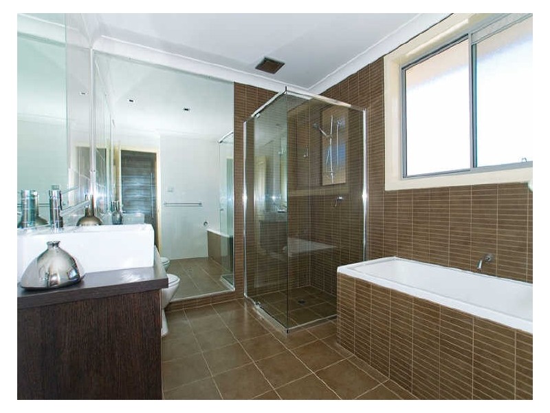 4/201 The Round Drive, Avoca Beach NSW 2251