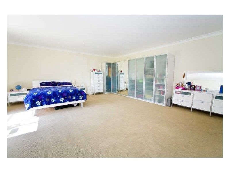 10 Veness Close, Macmasters Beach NSW 2251