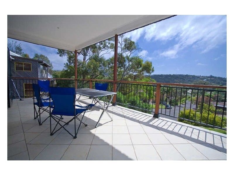 10 Veness Close, Macmasters Beach NSW 2251