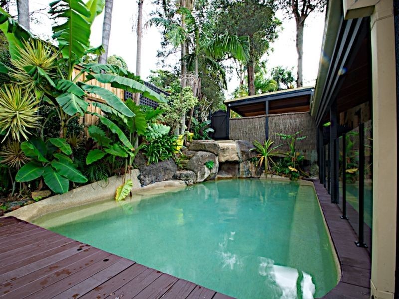 6 Palmgrove Place, North Avoca NSW 2260