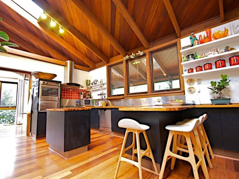 6 Palmgrove Place, North Avoca NSW 2260