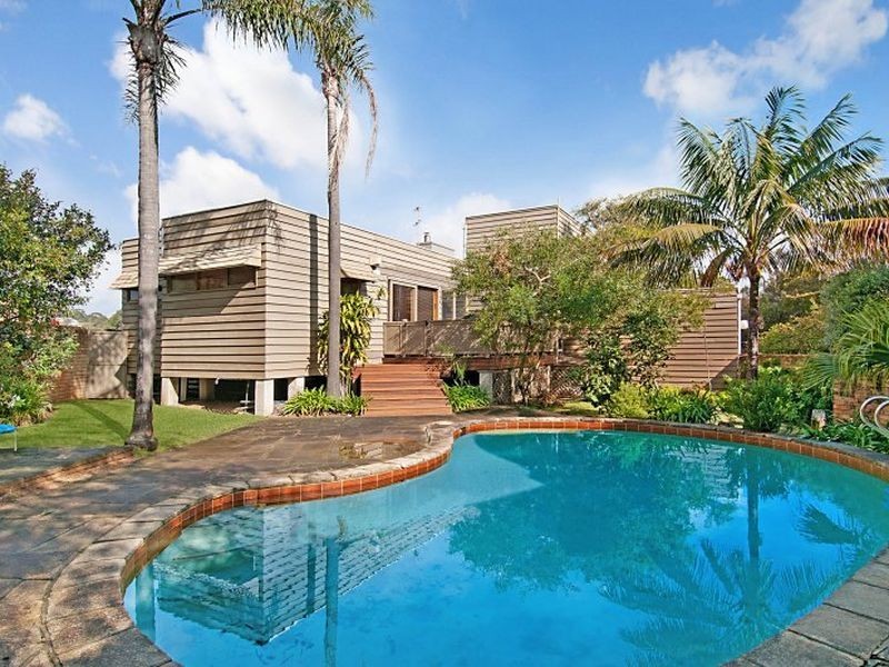20 Bareena Avenue, North Avoca NSW 2260