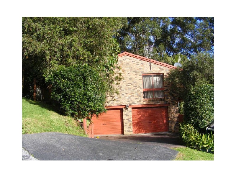 2 Cabbage Tree  Road, Avoca Beach NSW 2251
