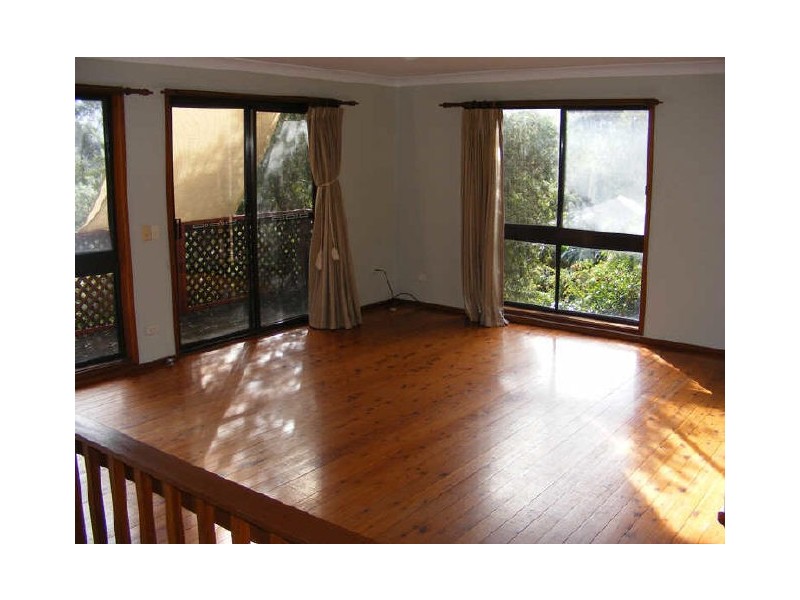 2 Cabbage Tree  Road, Avoca Beach NSW 2251