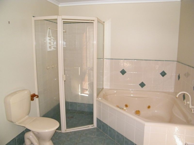 24 Indra Road, Tascott NSW 2250